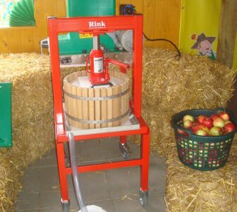 Obstpresstage